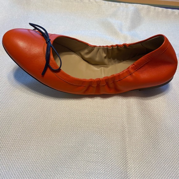 J Crew Orange Leather flats sz 9.5 - Picture 2 of 8